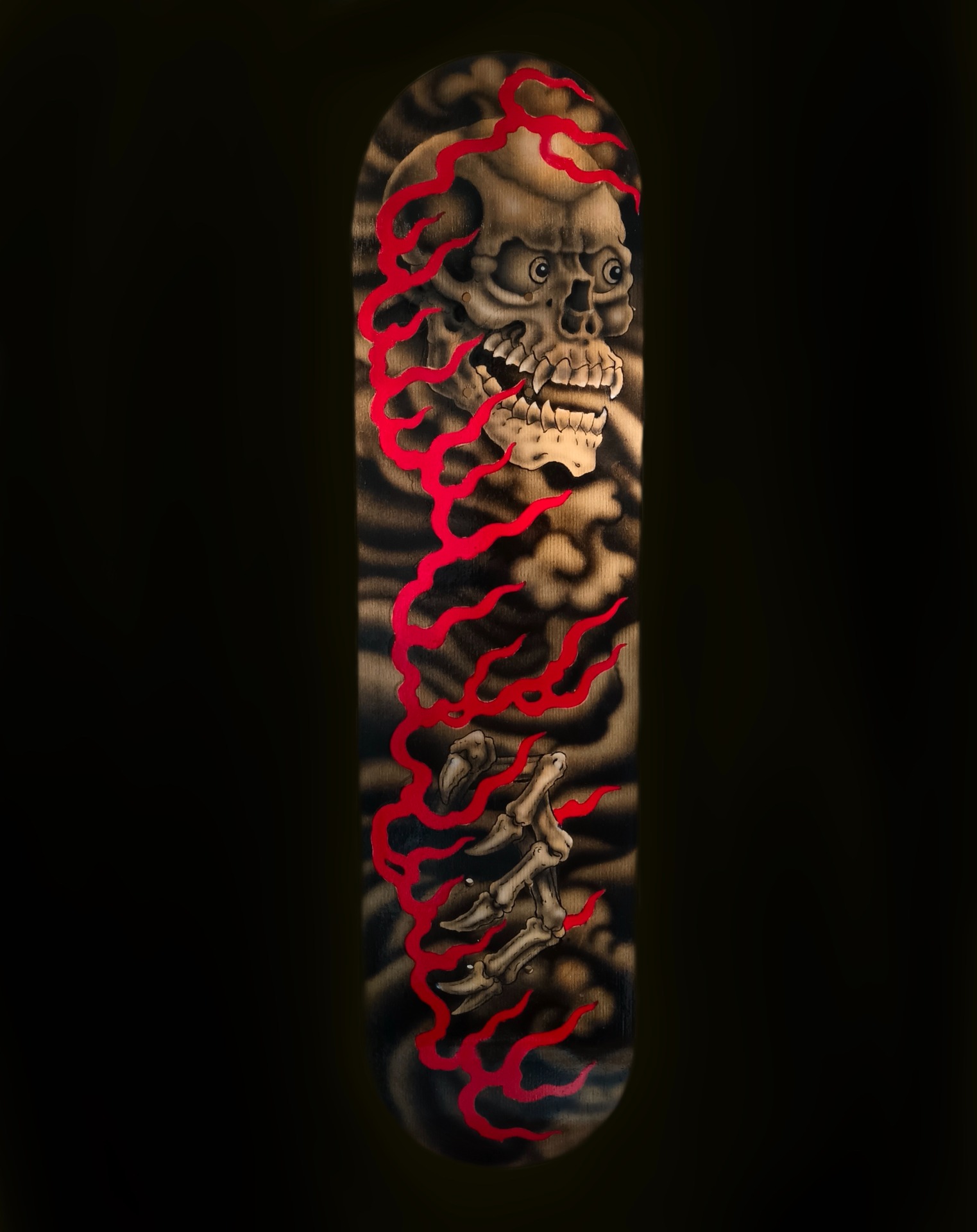 Scheletro con fiamme 120€