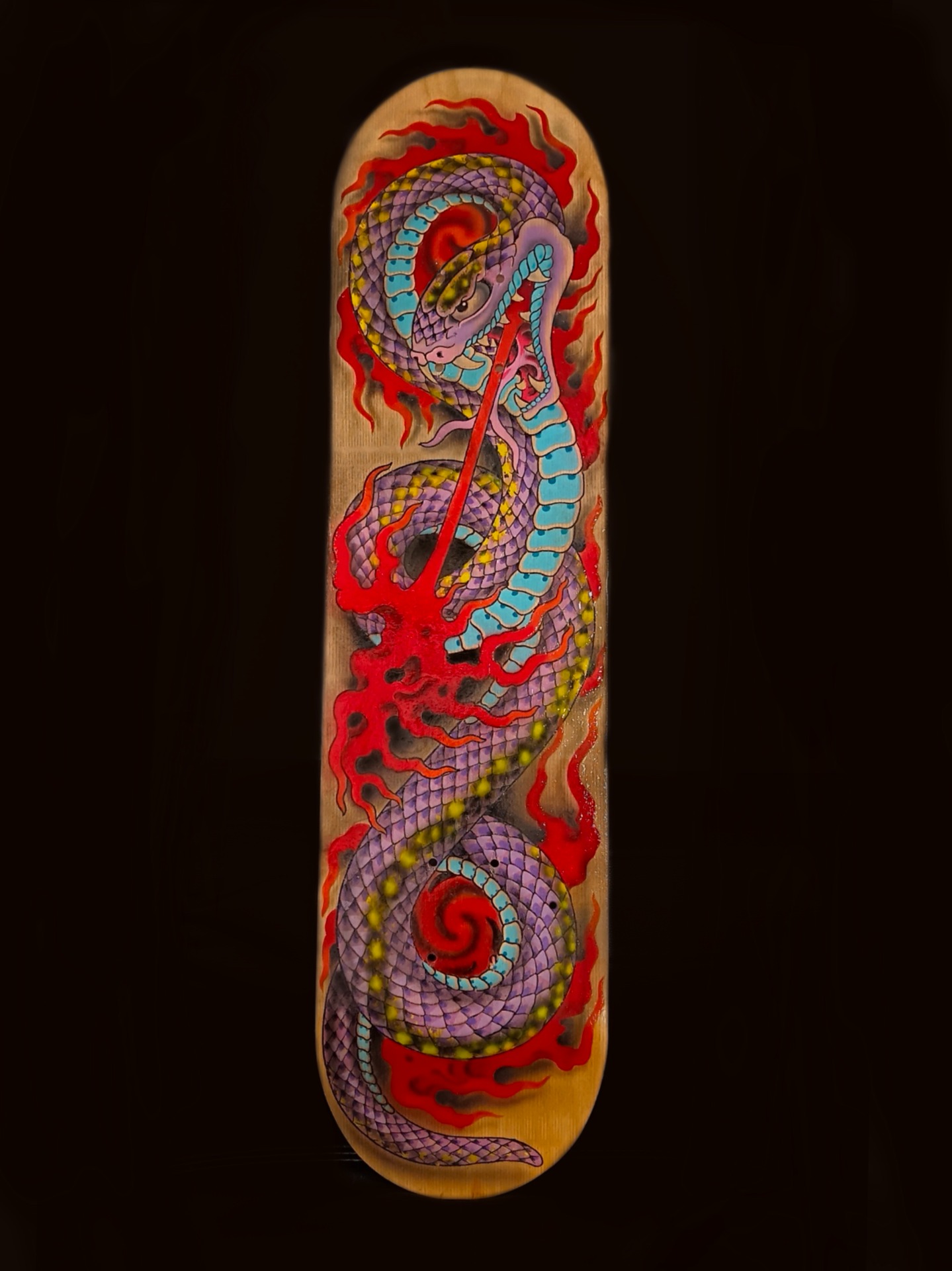 Serpente con fiamme 130€